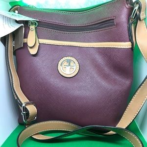 Giani Bernini Saffiano